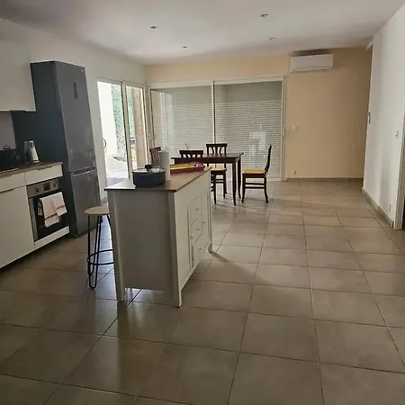 Appartamento De 2 Avec Terrasse Amenagee A Alata